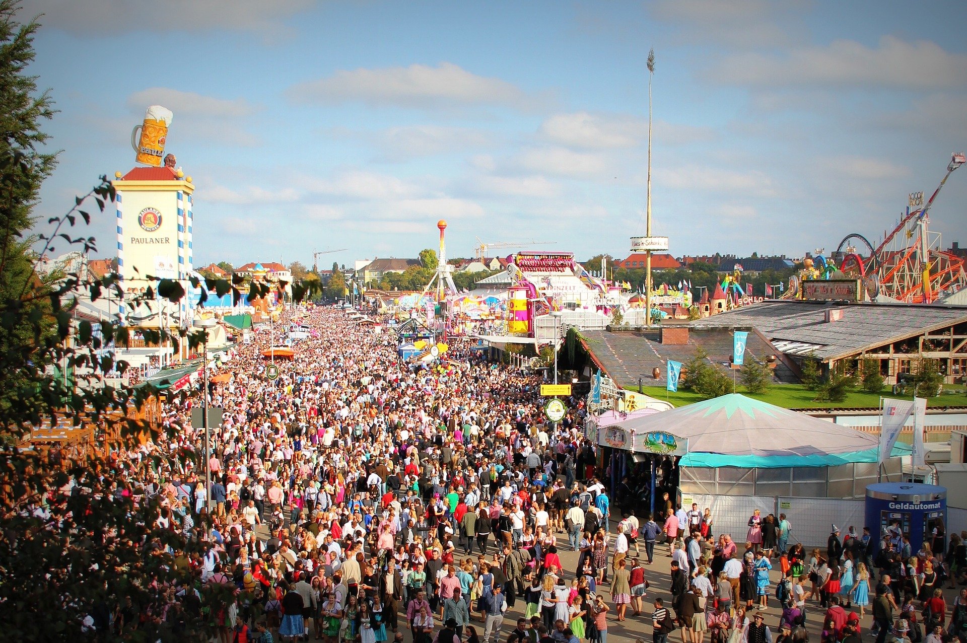 Oktoberfest (beer tents, many people, rides)